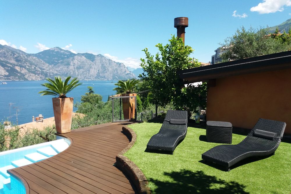 casa panoramica giardino.jpg